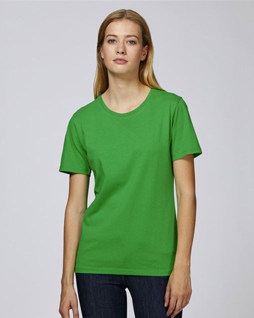 vihreä t-paita luomupuuvilla